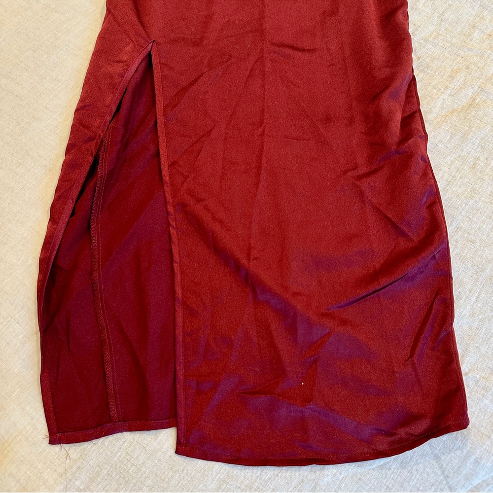 PrettyLittleThing Dress - Picture 8 of 9
